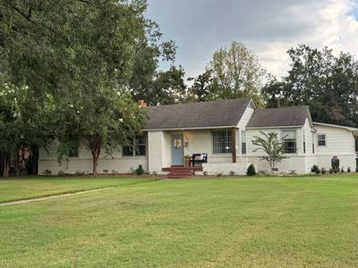 500 E Adams Ave