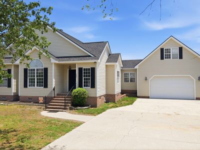 405 Hearthstone Dr