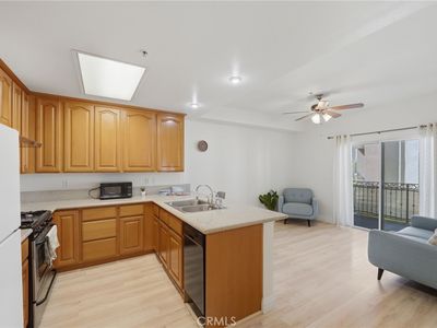 17888 Alburtis Ave APT B117