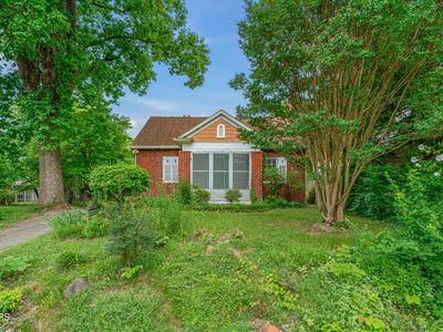 3315 Bellevue St