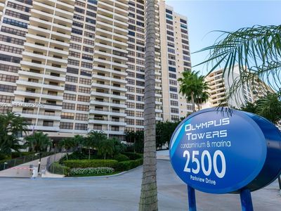 2500 Parkview Dr APT 2317
