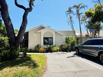 2320 NW 12th St