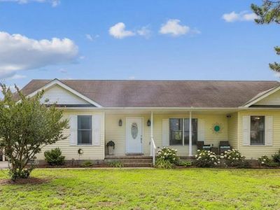 736 Hickman Dr