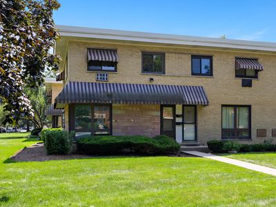 Property at 980 N Wheeling Rd, Mount Prospect, IL