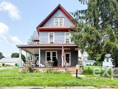 105 N 4th St