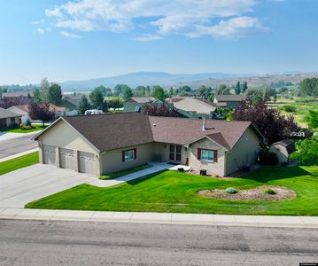 205 Indian Lookout Dr