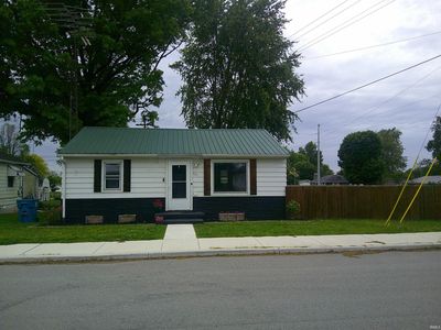 101 E Griffith St