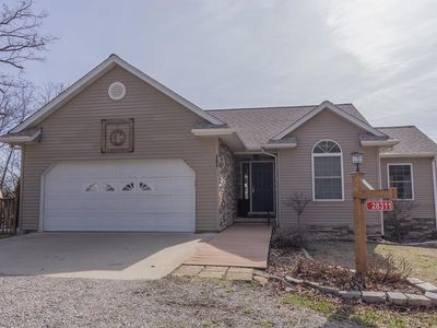 28311 Tomahawk Dr