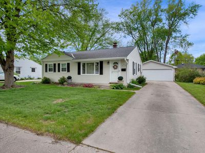 N85W17124 Lee PLACE