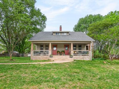 7400 Franks Ferry Rd