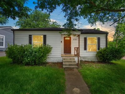 2701 Herring Ave