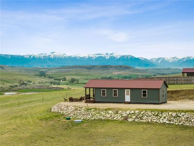 9 Emerald Dr