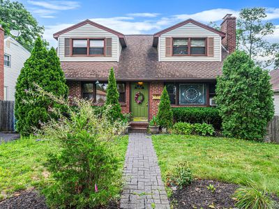 288 Nassau Road