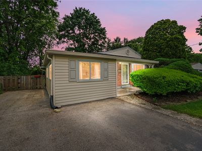 19 Miamiview Dr