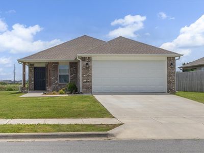 825 S Katlyn Dr