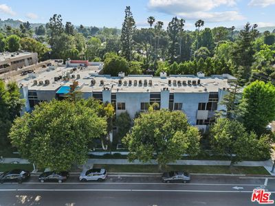 5151 Balboa Blvd Unit 303