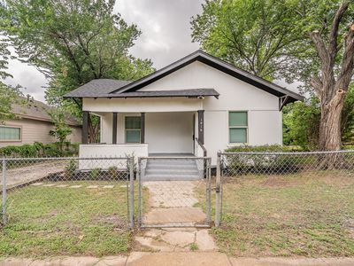 1416 E Myrtle St