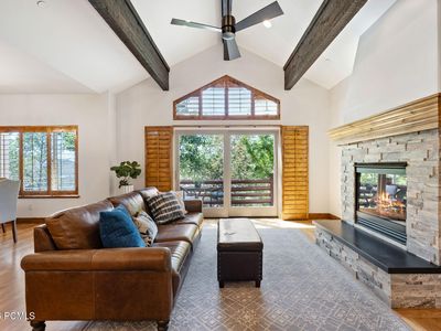 3433 W Cedar Ct