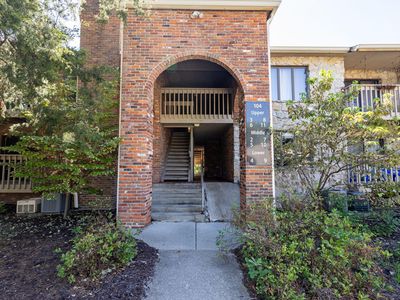 104-3 E Green Meadows Rd