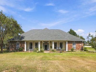 2716 Magnolia Ln