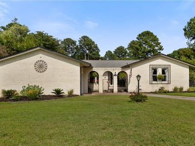 Property at 1715 Holly View Dr, Gloucester Point, VA