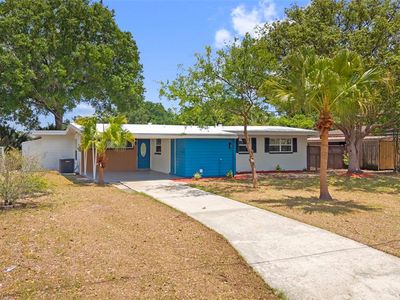 10221 N Fleetwood Dr