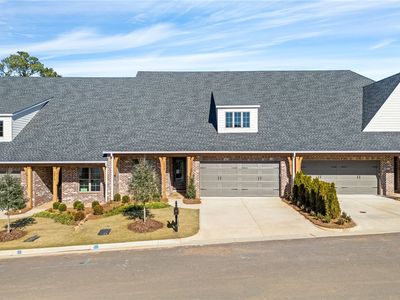 2245 Bellevue Pl