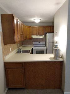 Property at 616 Boston Post Rd E APT 7, Marlborough, MA