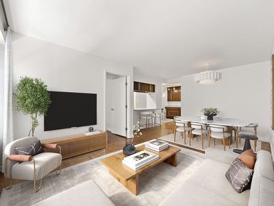 310 Lexington Ave APT 8H