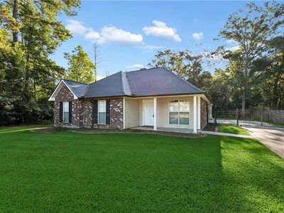 27712 Country Dr