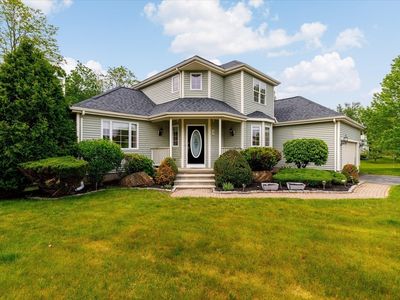 8 Cardinal Cir