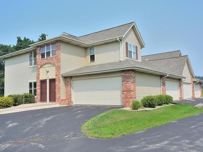1014 East Woodview COURT #1