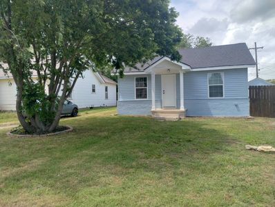 1407 & 1407-1/2 NW Columbia Ave