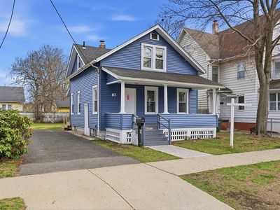 87 Fenwick St