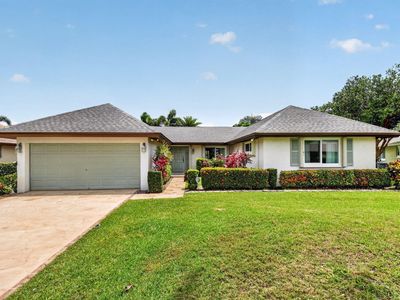10460 Greentrail Drive N