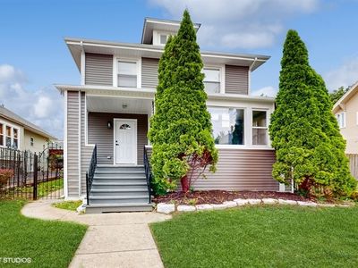 297 W 15th Pl