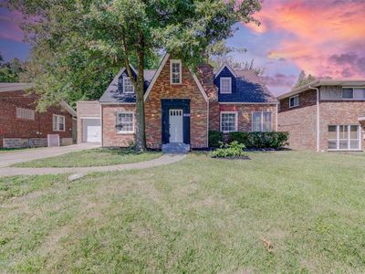 1265 S New Florissant Rd