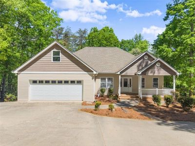 45 Holcomb Dr