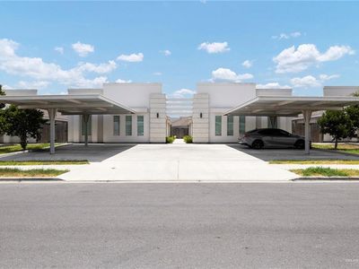 3820 Bella Costa Dr