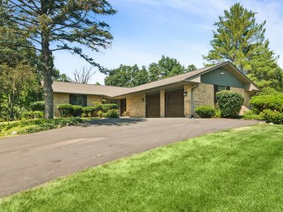 Property at 20590 W Exeter Rd, Kildeer, IL