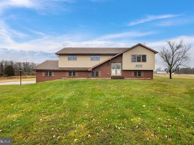 2165 Old Harrisburg Rd