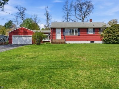 49 Heather Hills Dr