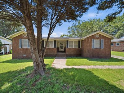 1416 Westchester Dr