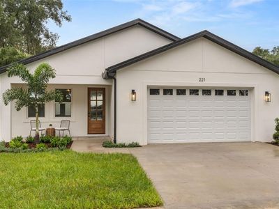 221 S SUNSET AVENUE