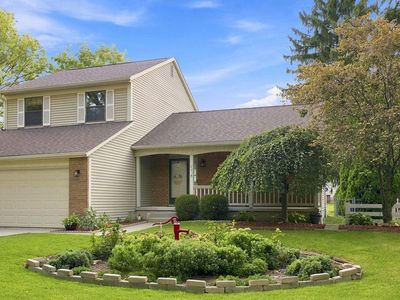 251 Rosehill Rd