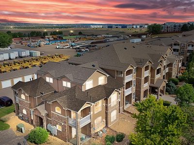 7440 S Blackhawk Street #4-305