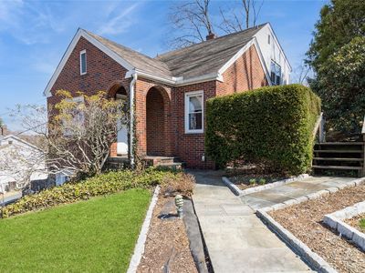 Property at 862 Linda Avenue, Thornwood, NY