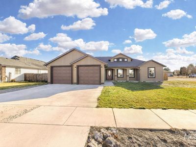 Property at 113 Riverview Dr, Shoshone, ID
