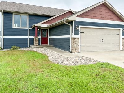 101 Santema St