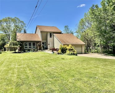 2348 Berg Rd